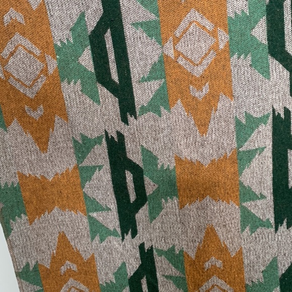 SALE - Women’s Cover-up - LAST CALL - Picture 4 of 5